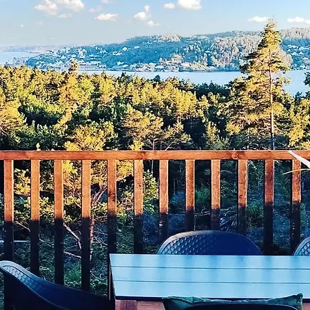3 Bedroom Cozy In *