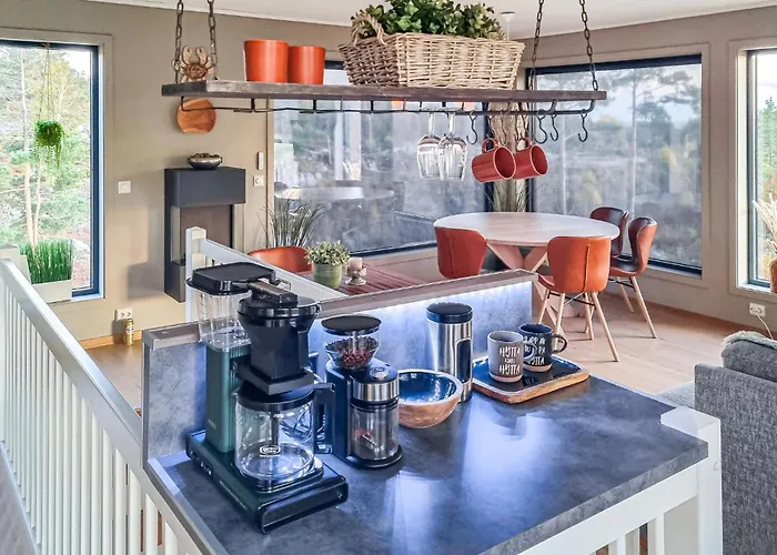 3 Bedroom Cozy In Feriehus